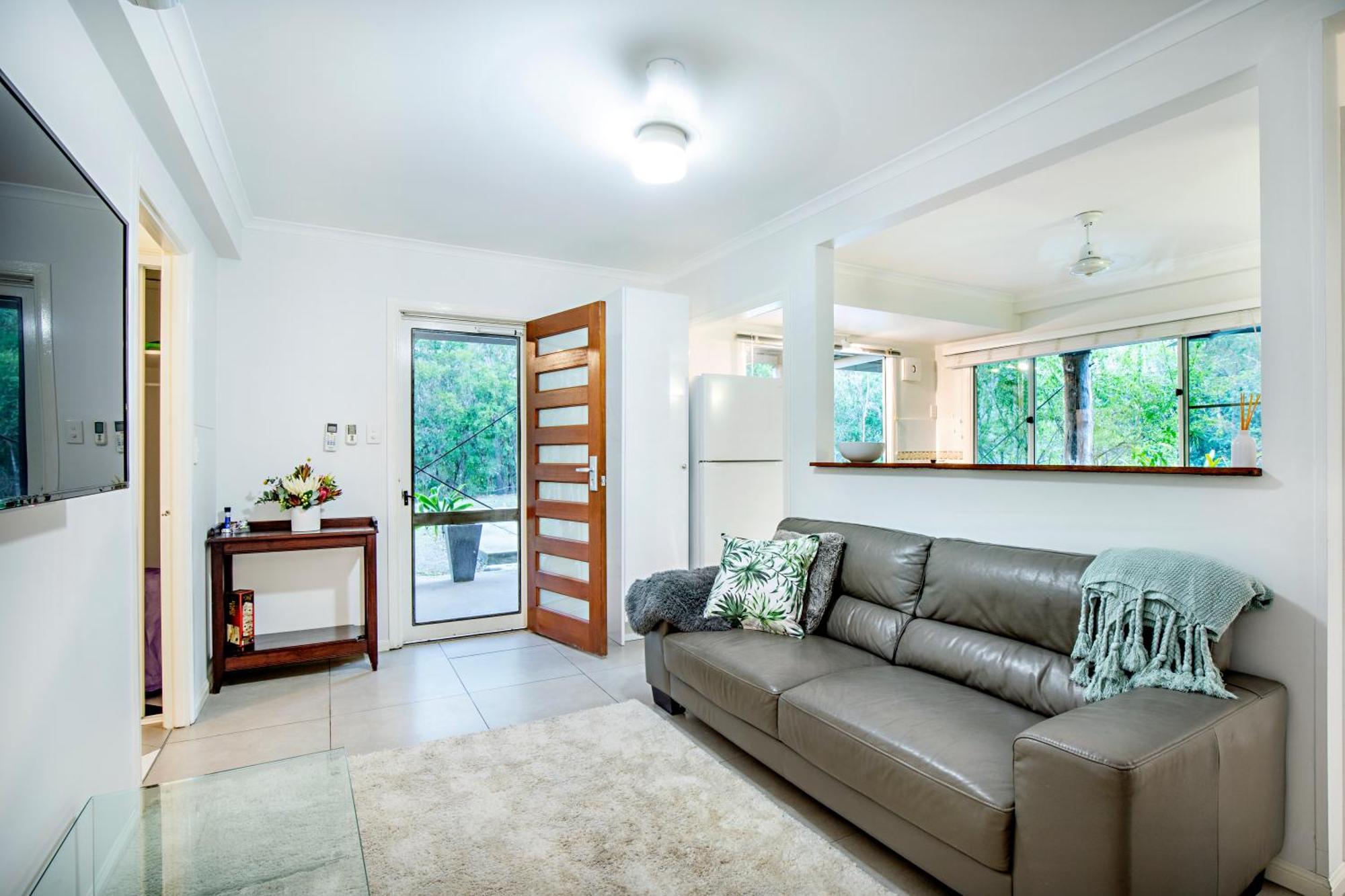 Airlie Beach Eco Cabins - Adults Only Esterno foto